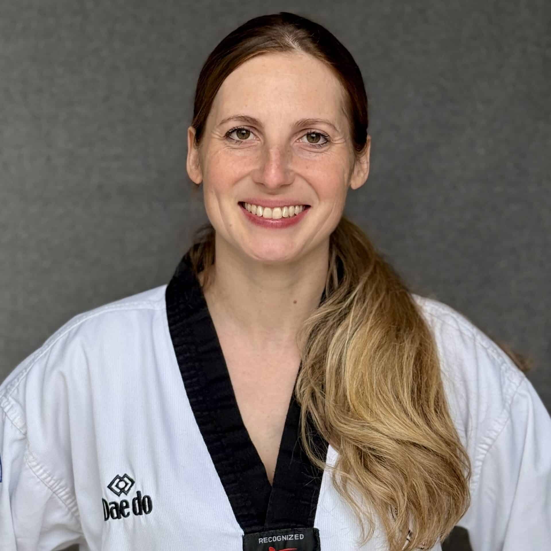 Portrait von Conny Schneider im Dobok