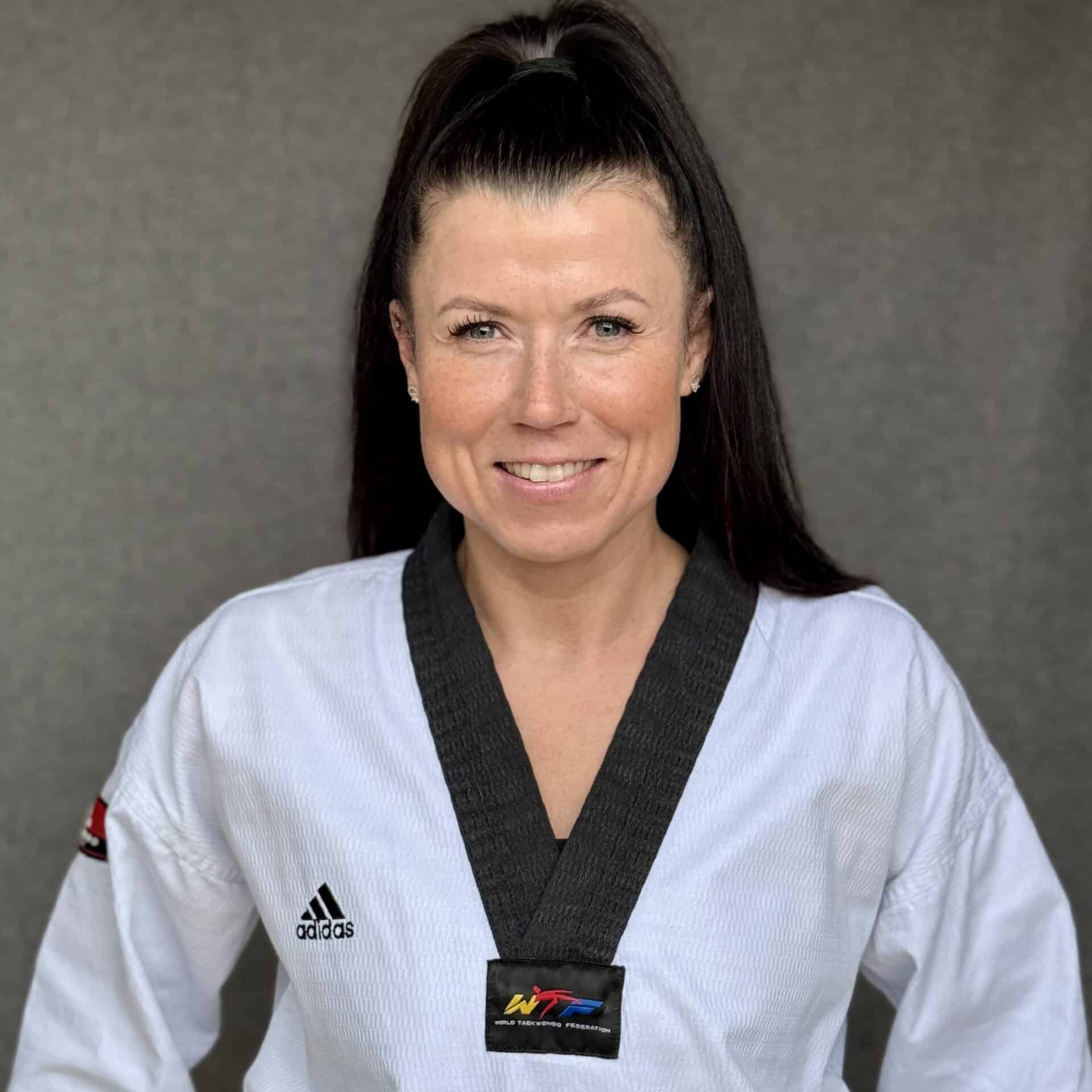 Portrait von Julia Schaaf im Dobok.