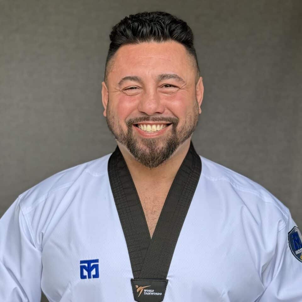 Portrait von Mustafa Gürel im Dobok