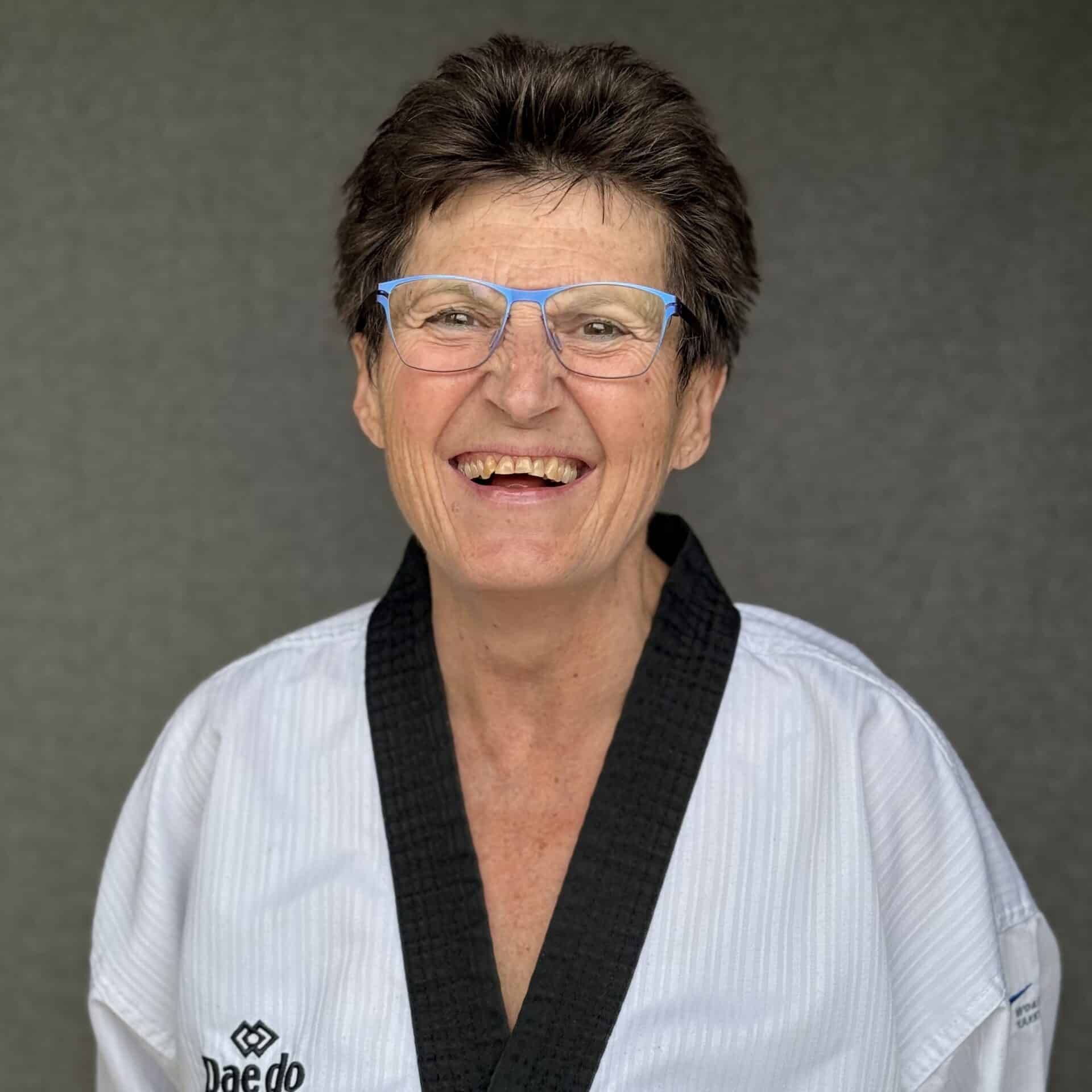 Portrait von Susanne Schneider im Dobok